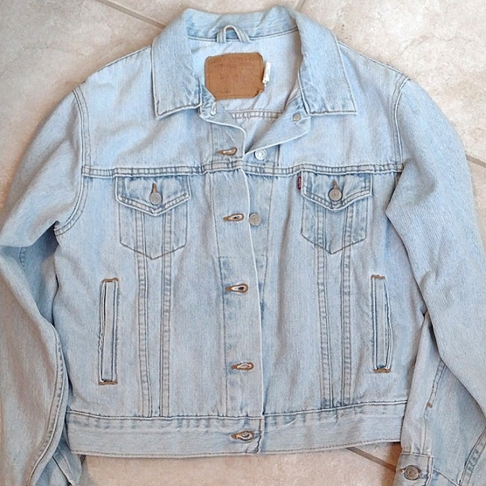 Levi's bleach blue denim jacket